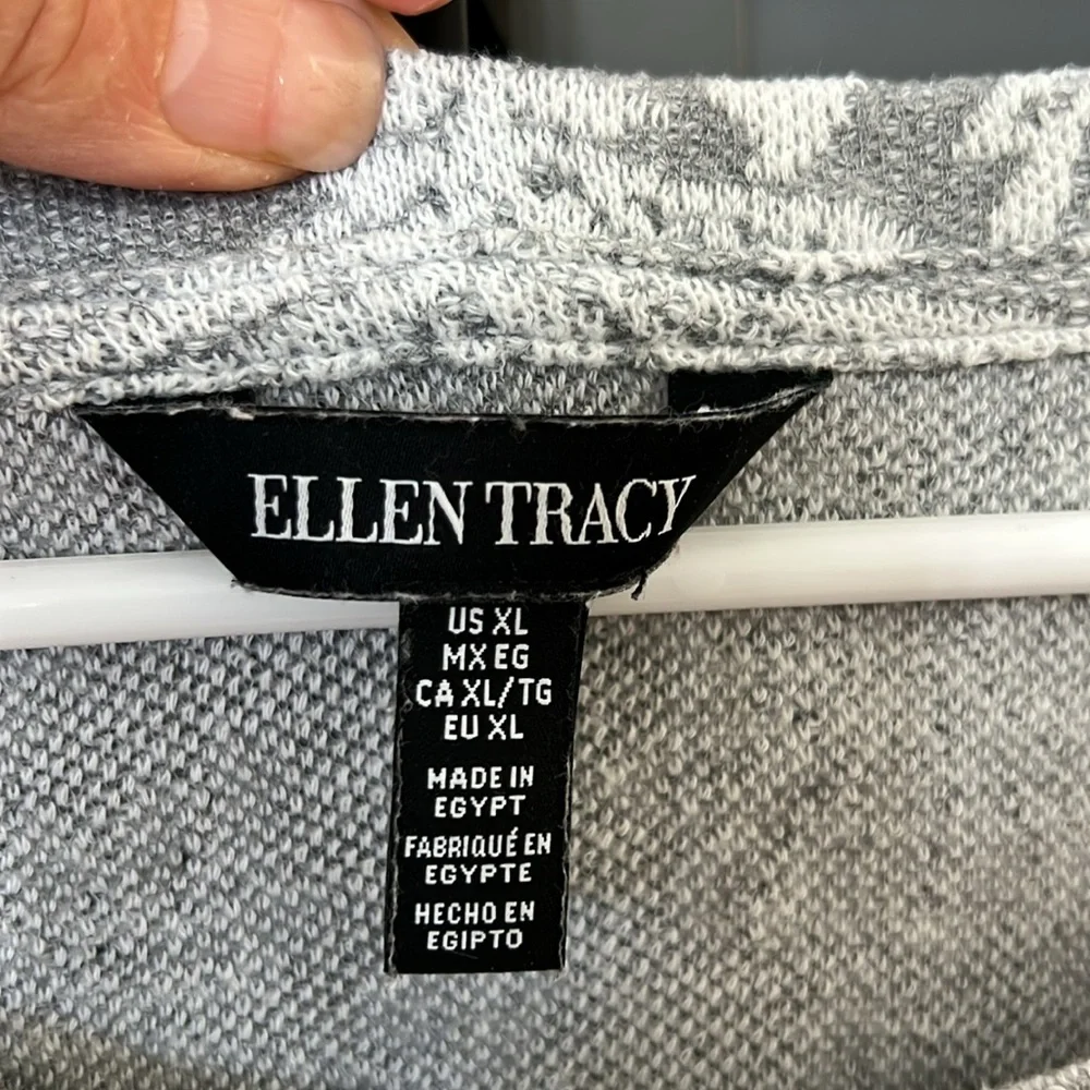 {Ellen Tracy}Sz XL Gray/White Floral Lightweight Sweatshirt - Picture 2 of 7